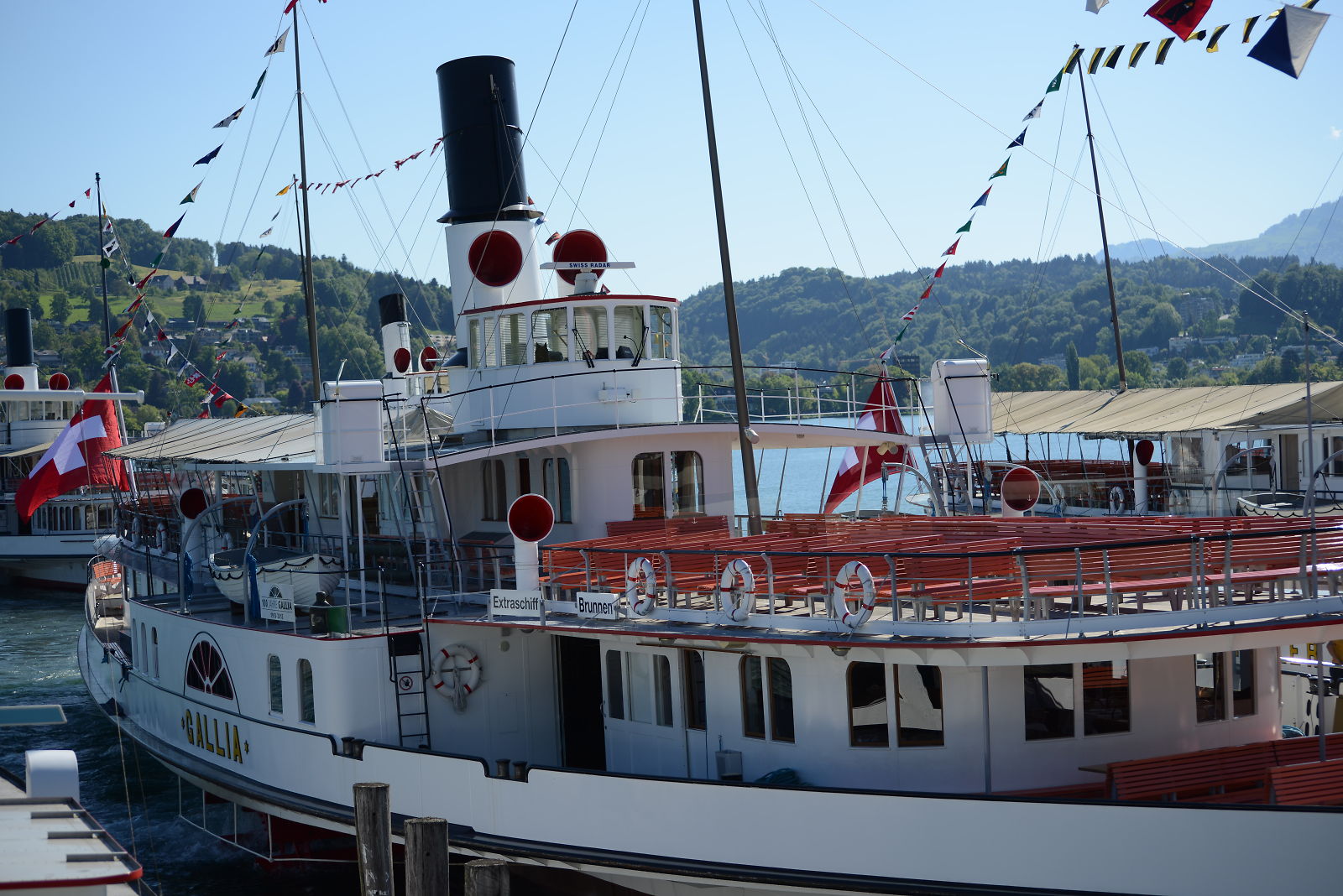 Dampfschiff Gallia, 100 Jahre Jung, feiert am 18. Mai 2013 mit einer grossen Schiffsparade auf dem Vierwaldstättersee den runden Geburtstag